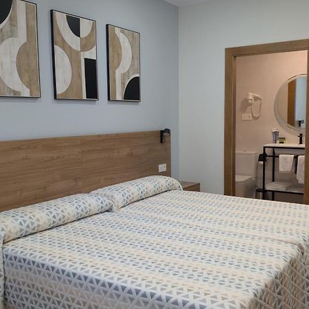 Hotel Rural La Plaza Caso Εξωτερικό φωτογραφία