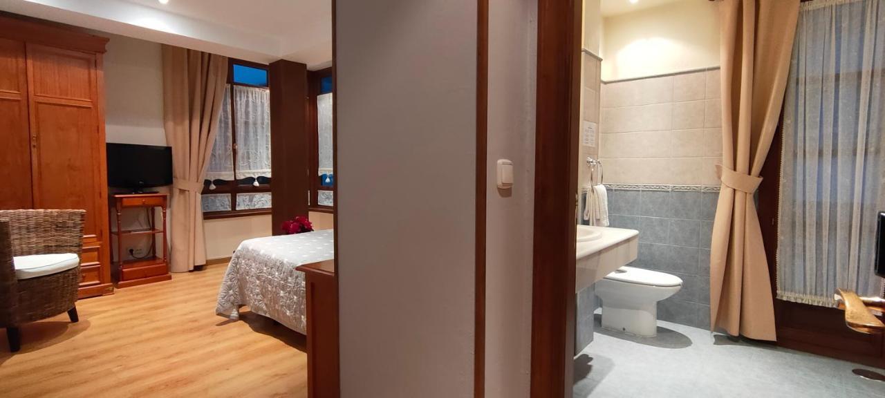 Hotel Rural La Plaza Caso Εξωτερικό φωτογραφία