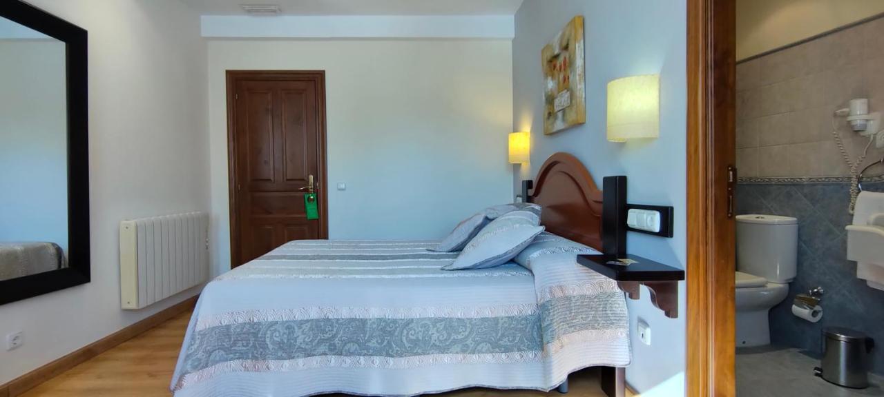 Hotel Rural La Plaza Caso Εξωτερικό φωτογραφία