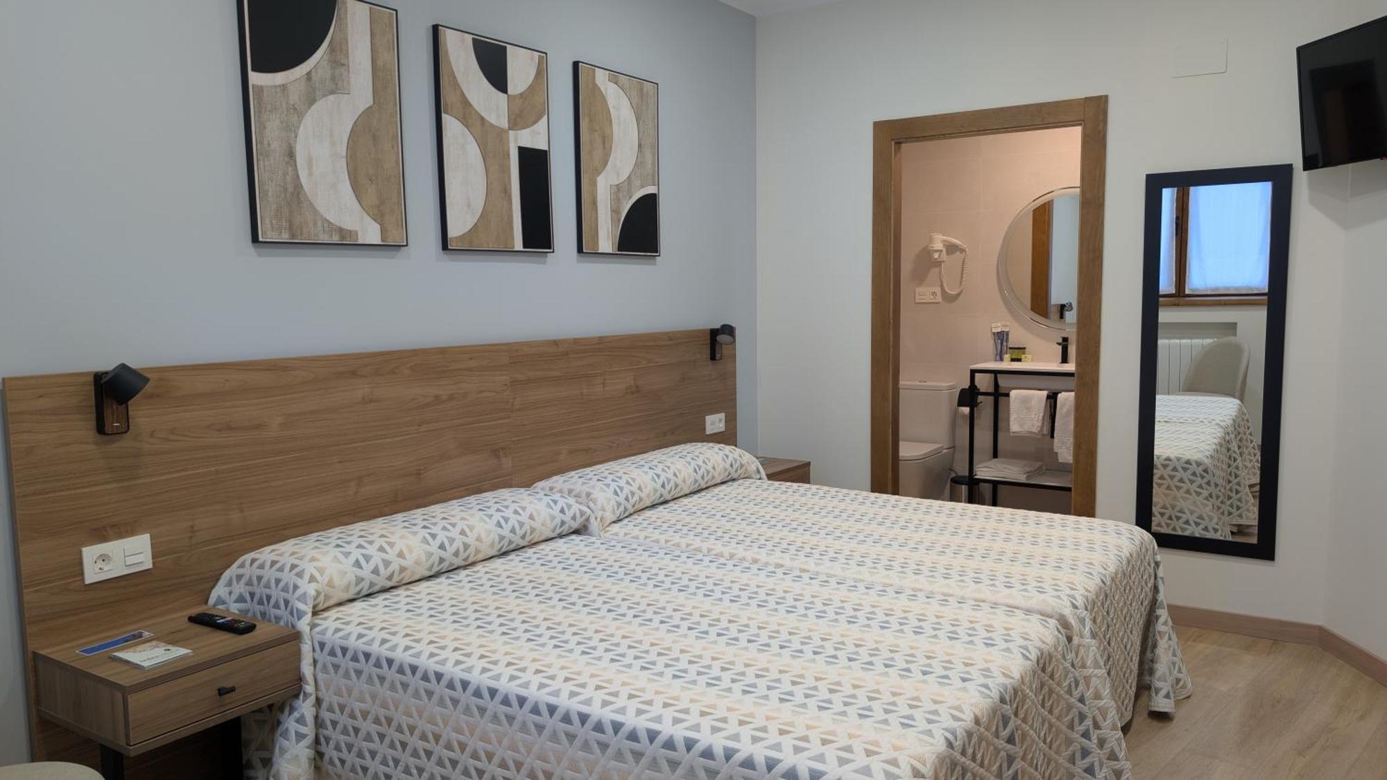 Hotel Rural La Plaza Caso Εξωτερικό φωτογραφία